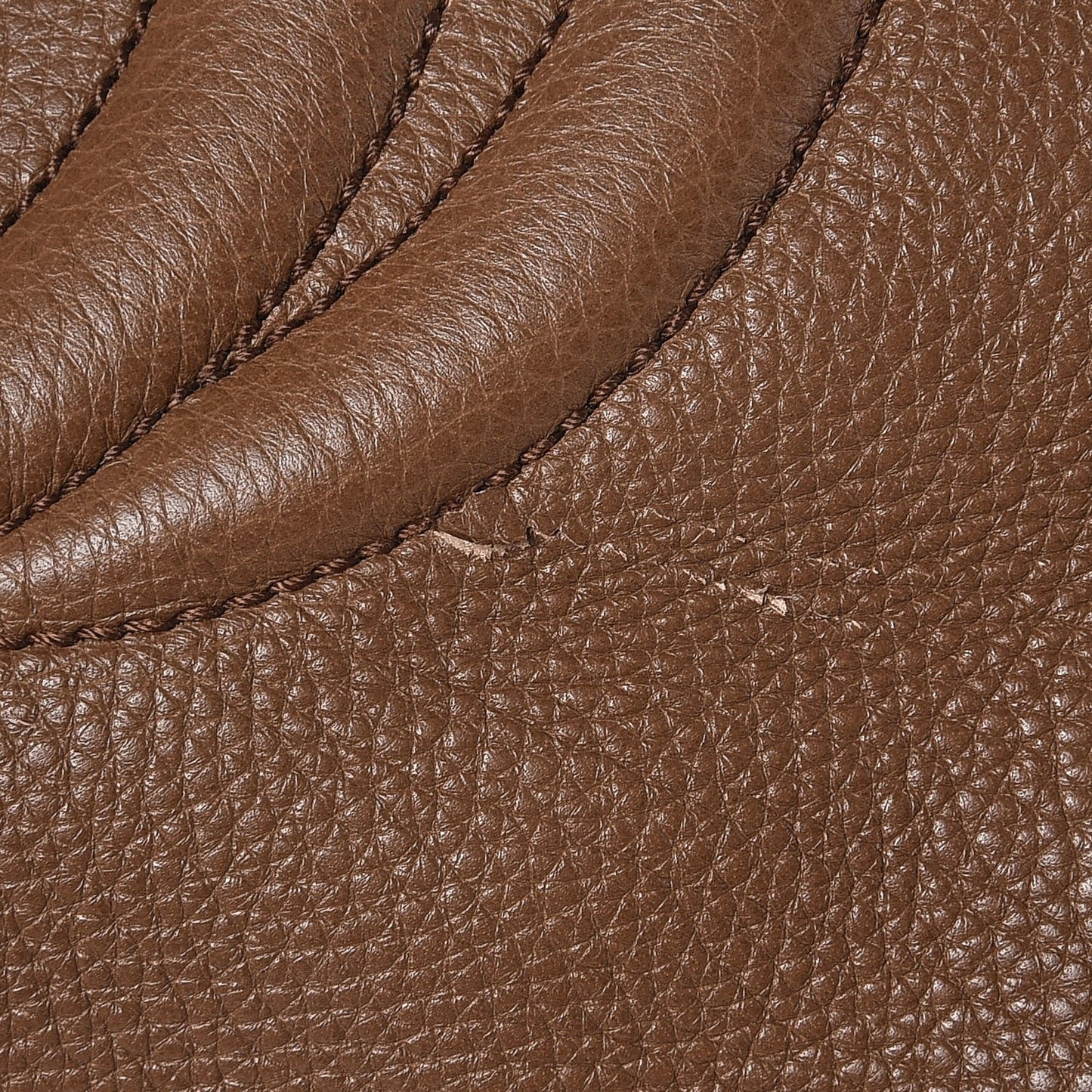 Pebbled Calfskin Medium Soho Chain Shoulder Bag Maple Brown