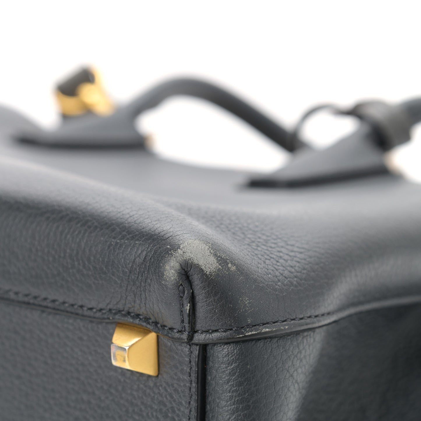 Grained Calfskin Medium Milla Tote Phantom Grey