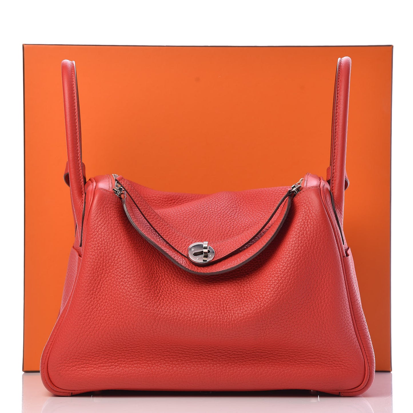 Taurillon Clemence Lindy 30 Rouge Casaque