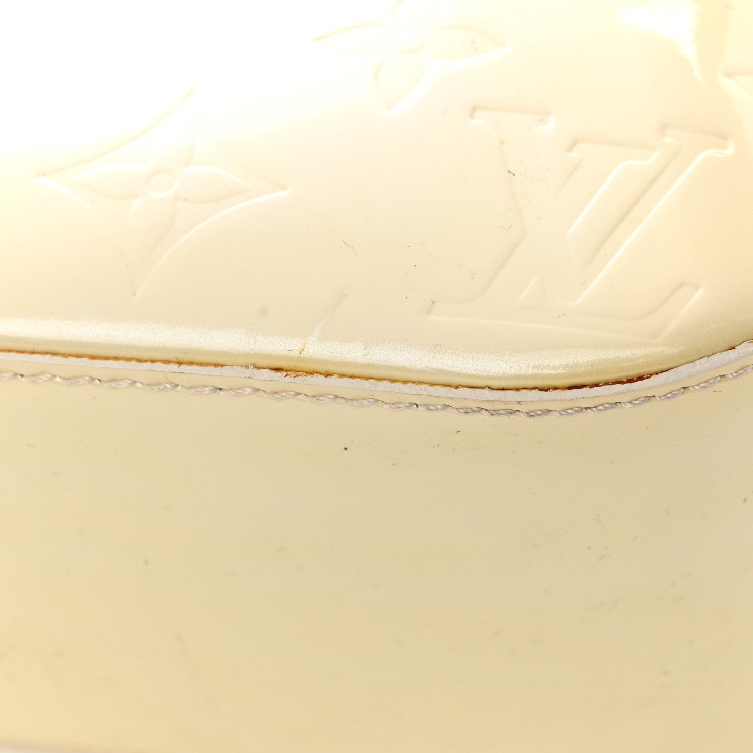Louis Vuitton Vernis Brentwood Perle 11 of 14