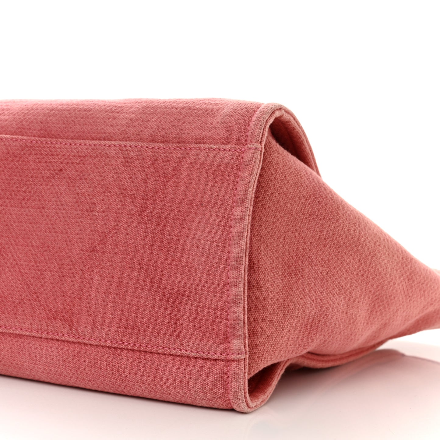 Canvas Medium Deauville Tote Red