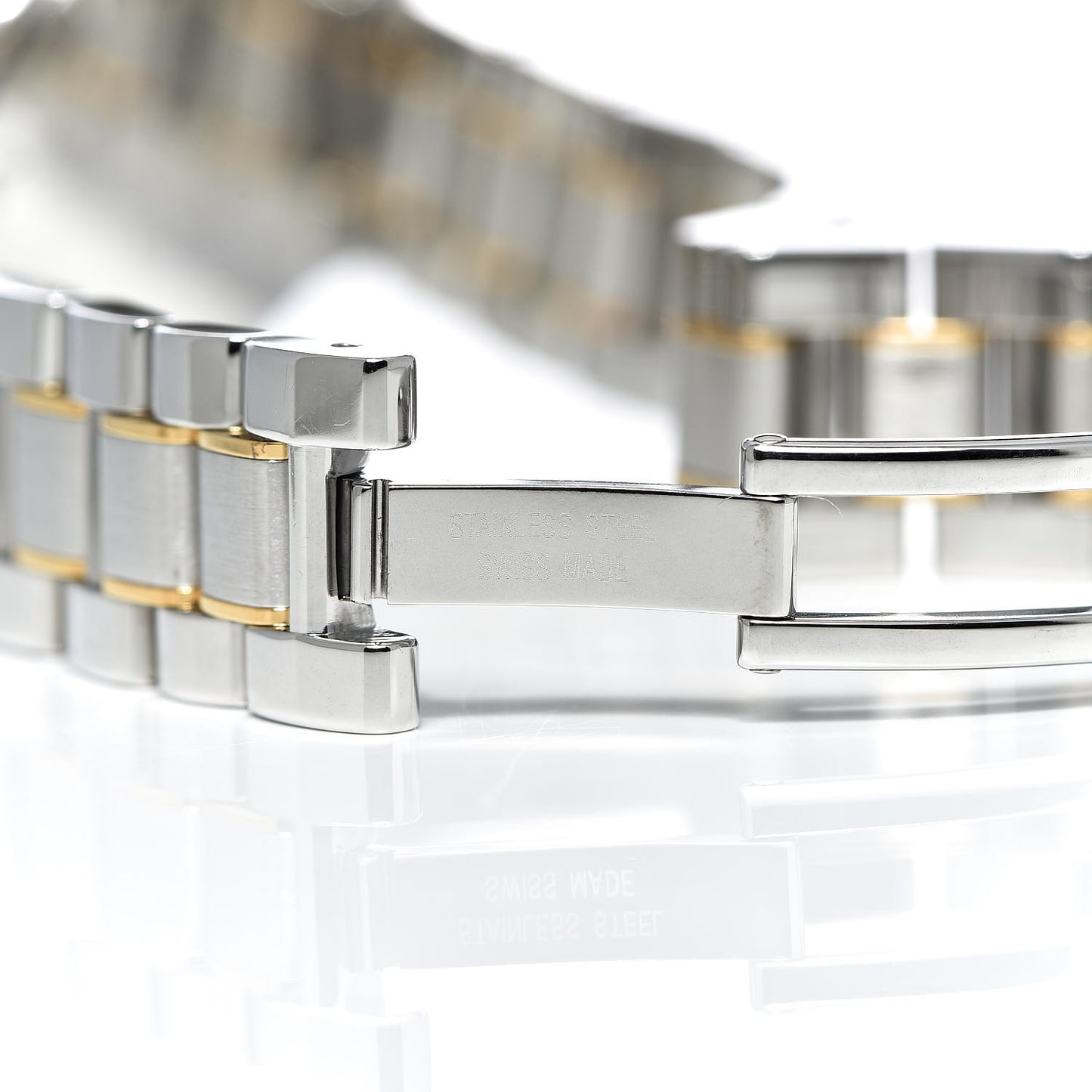 Stainless Steel 18K Yellow Gold 28mm Must De 21 Quartz Watch