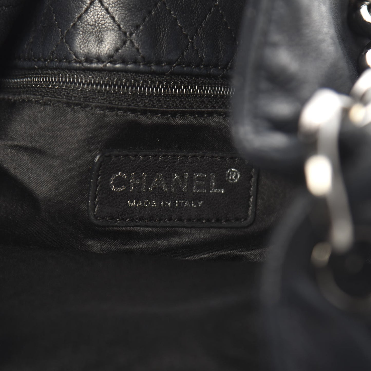Lambskin Soft and Chain Large Hobo Black