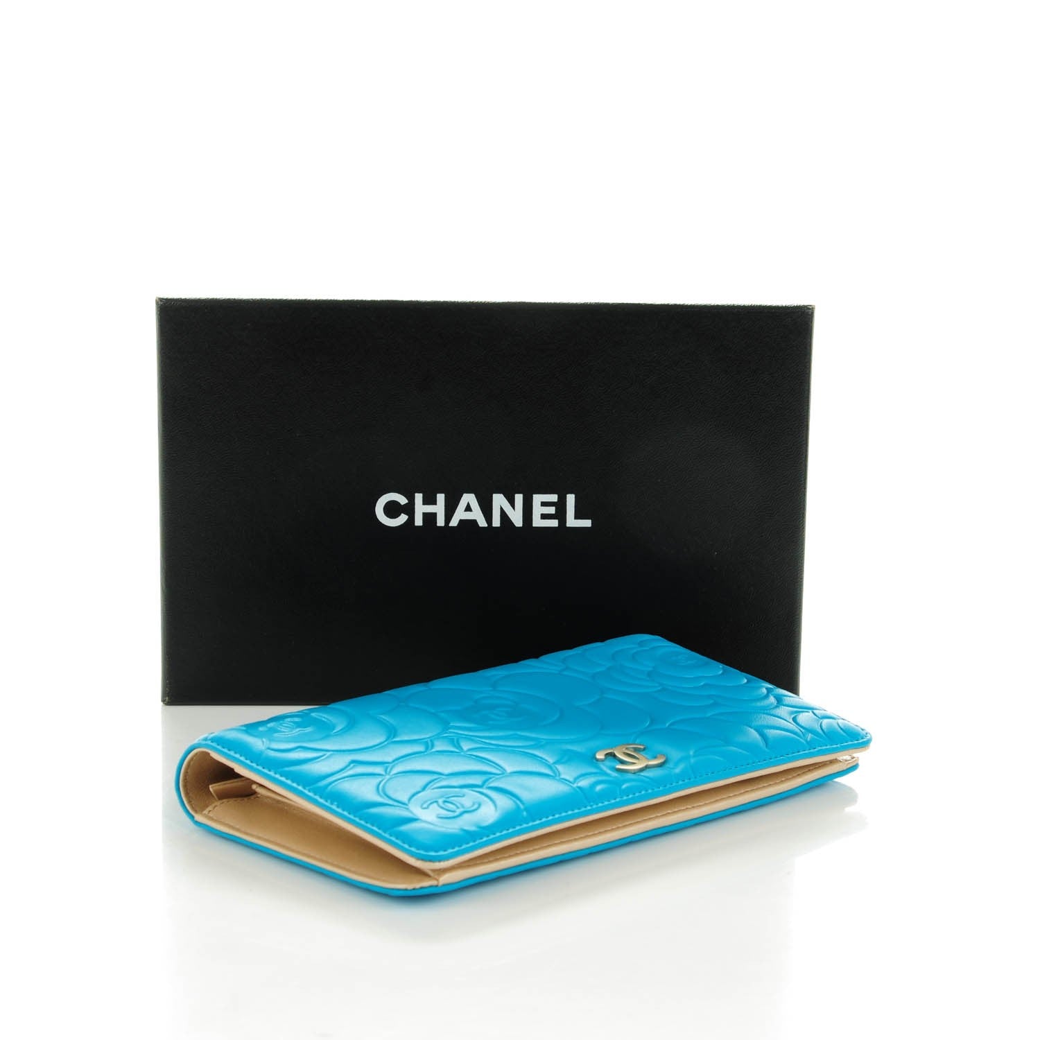 Chanel Lambskin Camellia Embossed Yen Wallet Turquoise 4 of 8