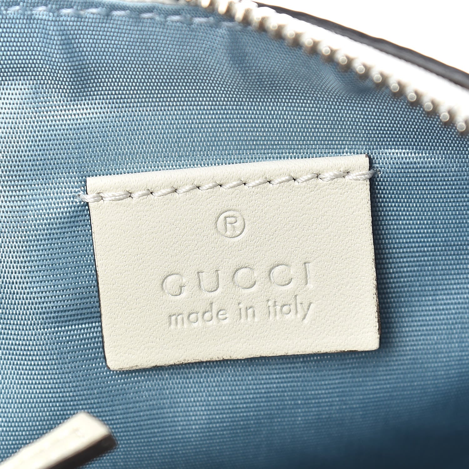 Gucci X SEGA Calfskin GUCCY Stars Mini Dome Shoulder Bag Mystic White Gold 6 of 9