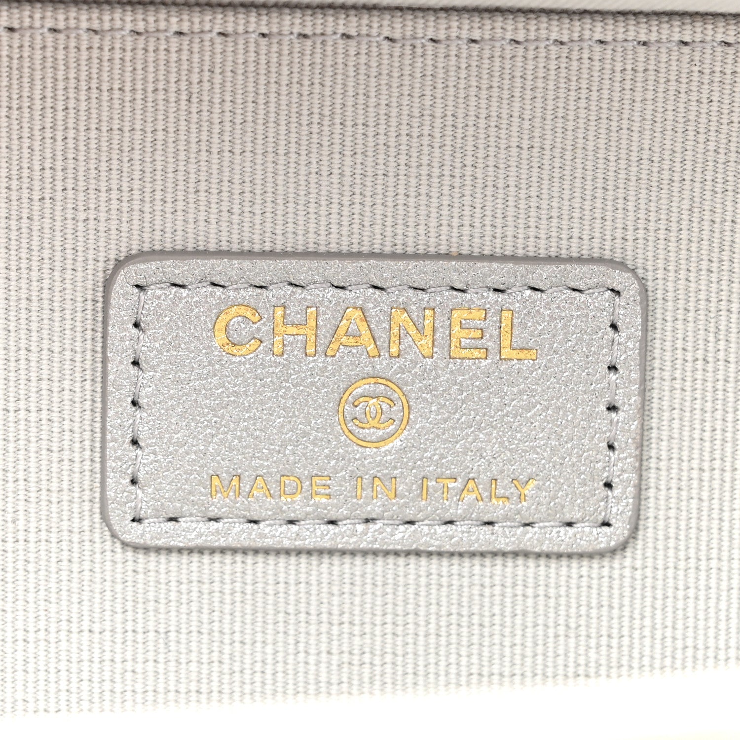 Chanel Shiny Calfskin Quilted Small Top Handle Vanity Case With Chain White 6 of 12