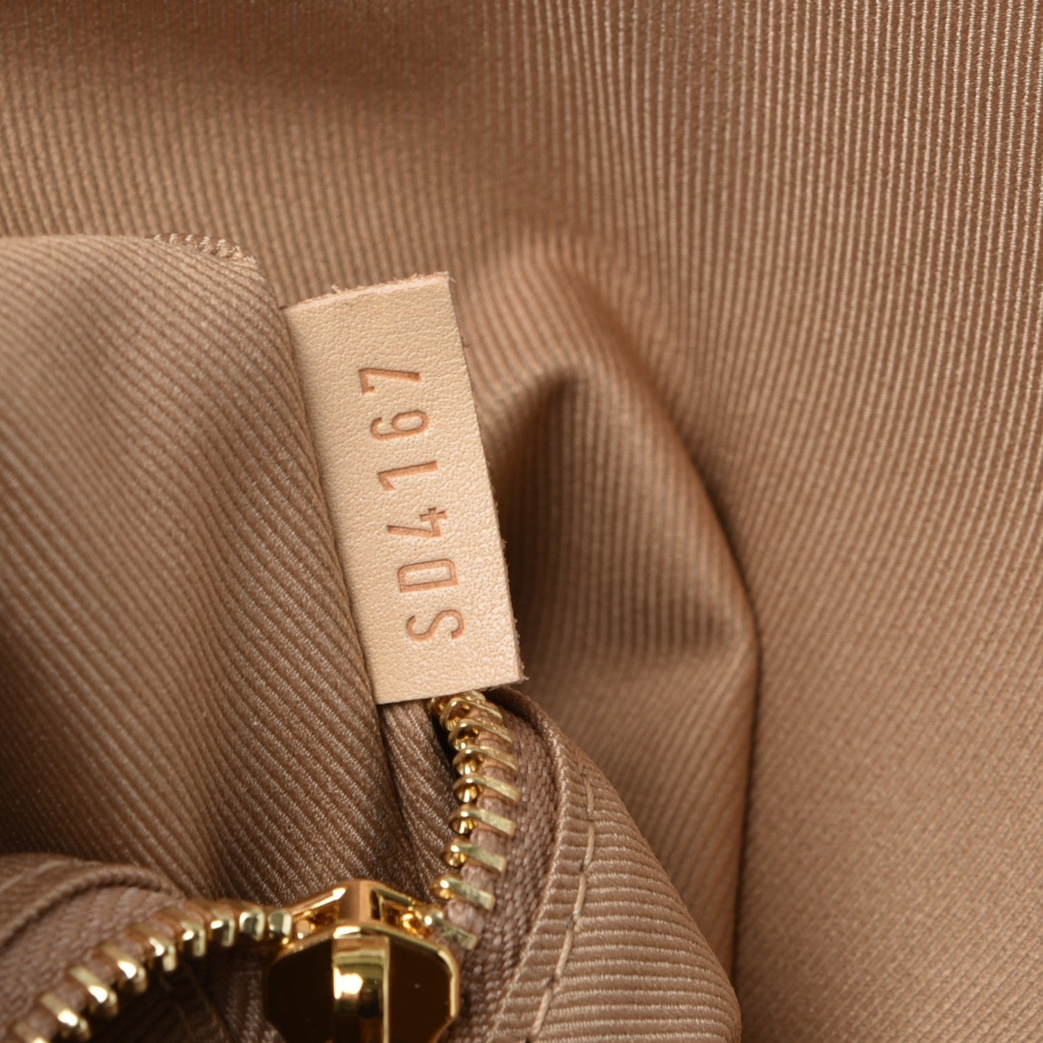 Louis Vuitton Monogram Graceful MM 8 of 8