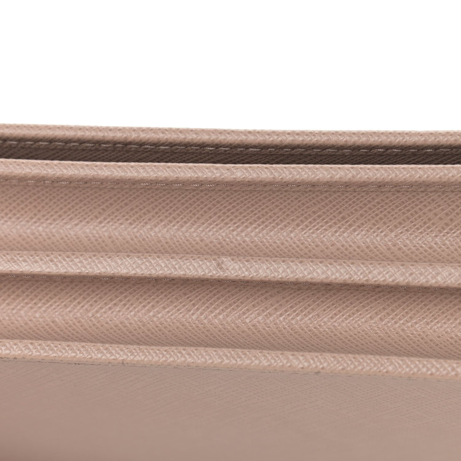 Prada Saffiano Lux Monocrome Chain Wallet Cipria 9 of 13