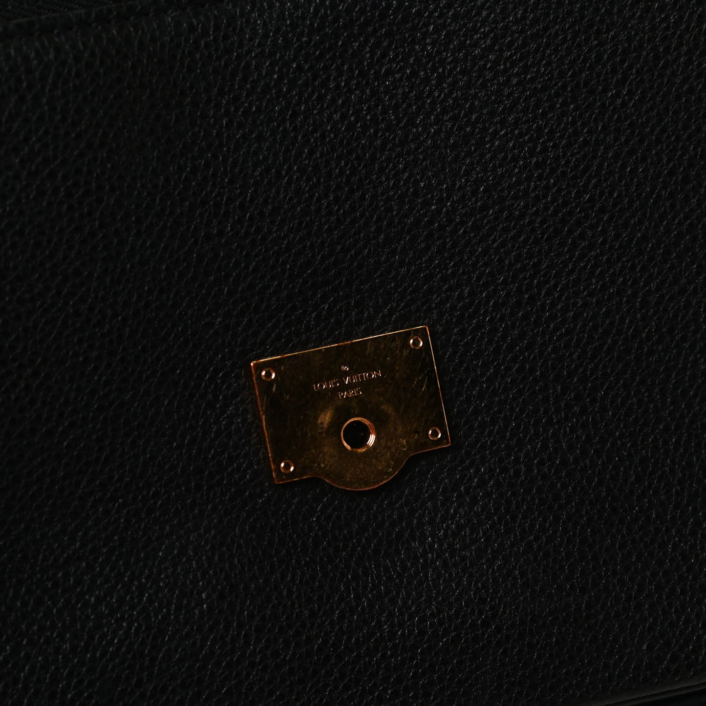 Grained Calfskin Vivienne NM Black