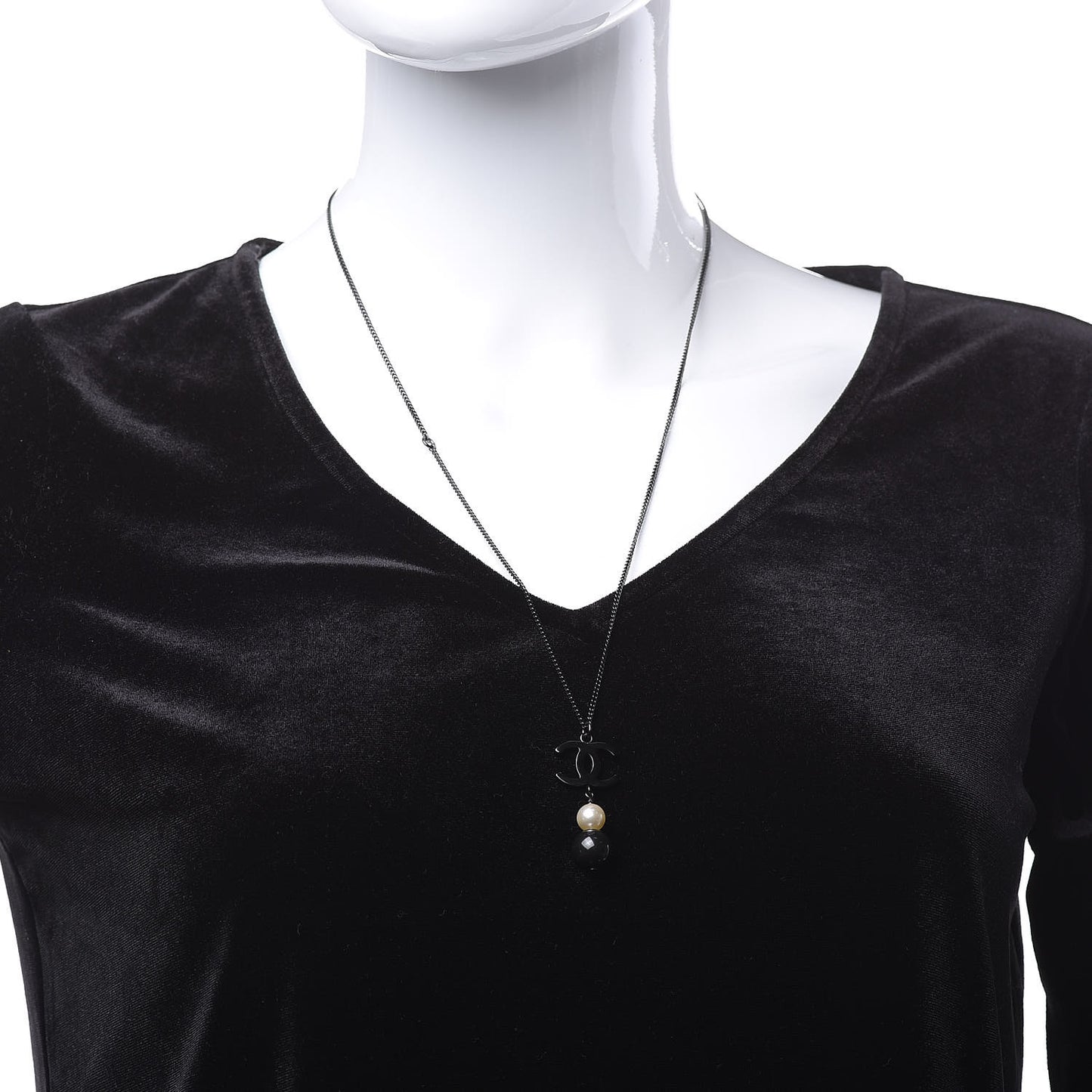 Ruthenium Pearl CC Drop Pendant Necklace Black