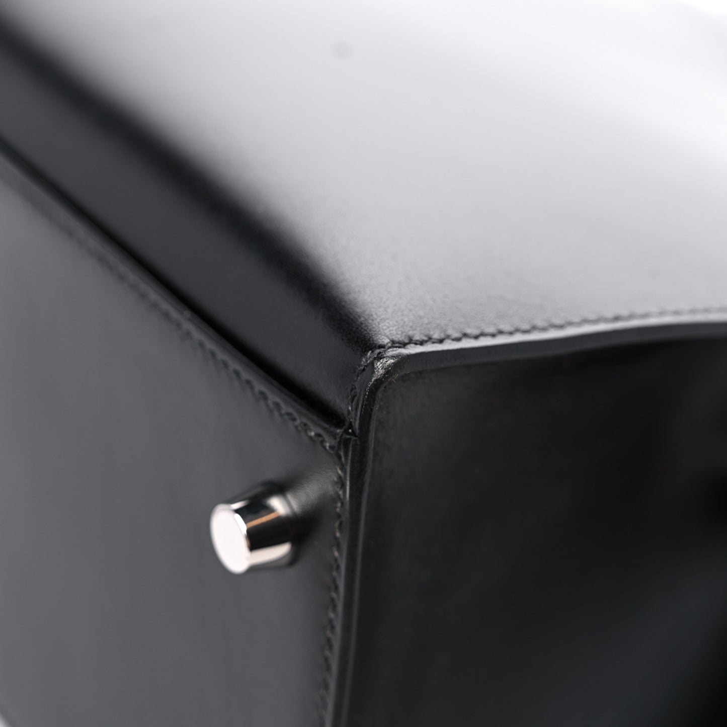 Box Kelly Sellier 32 Black