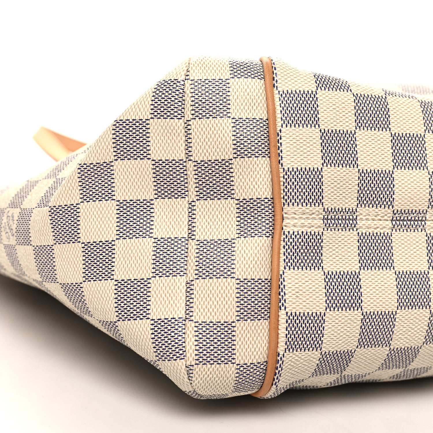 Louis Vuitton Damier Azur Totally MM 8 of 9