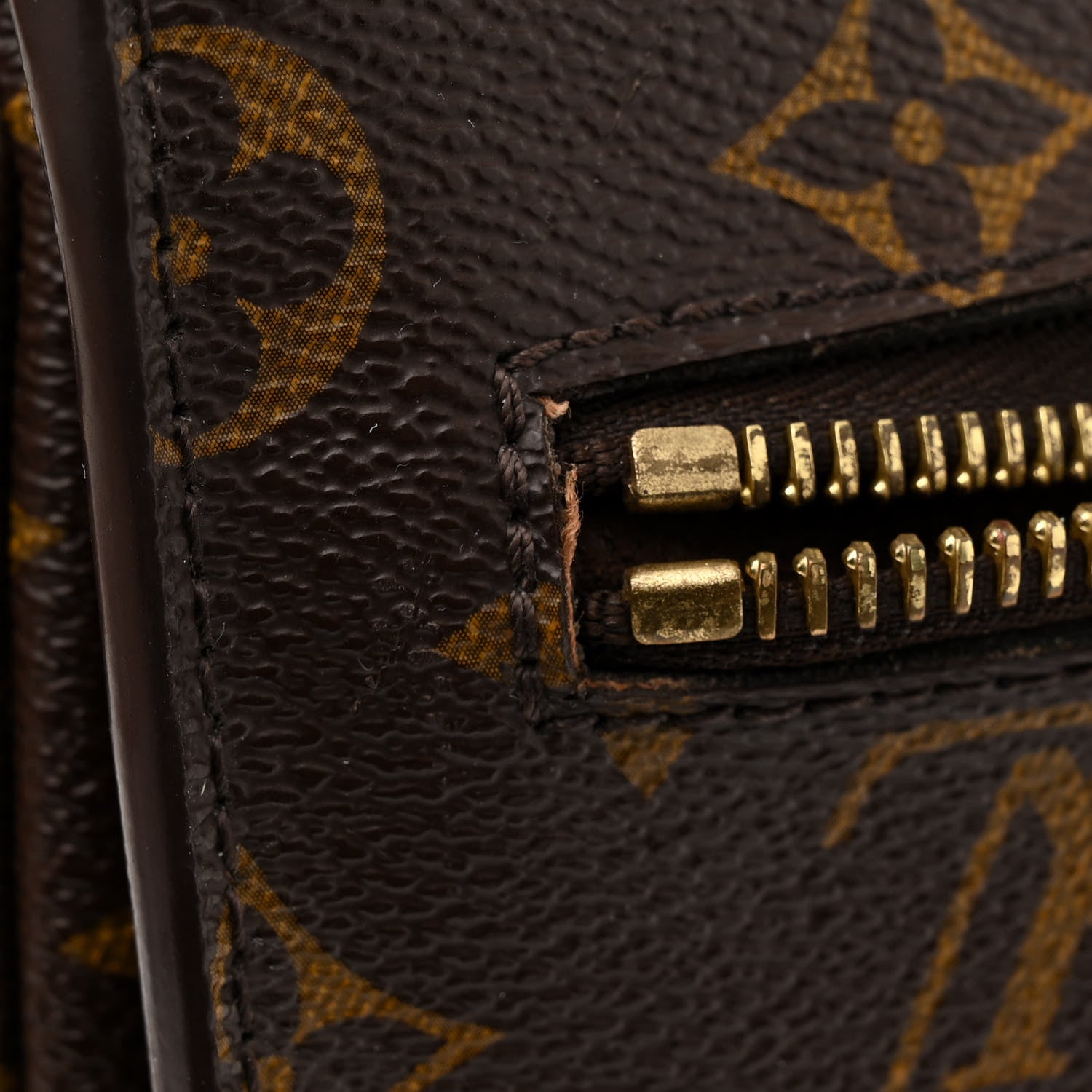 Louis Vuitton Monogram Pochette Metis 12 of 14
