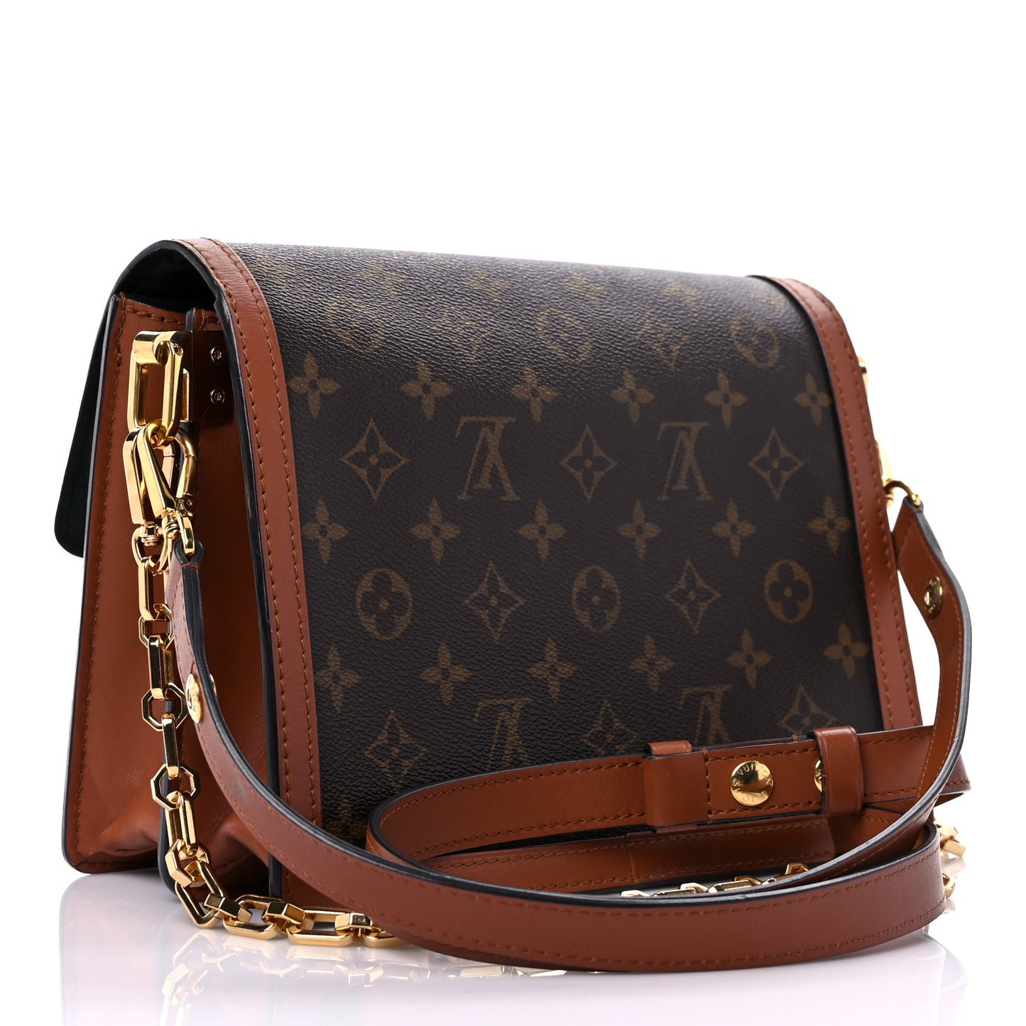 Reverse Monogram Dauphine MM