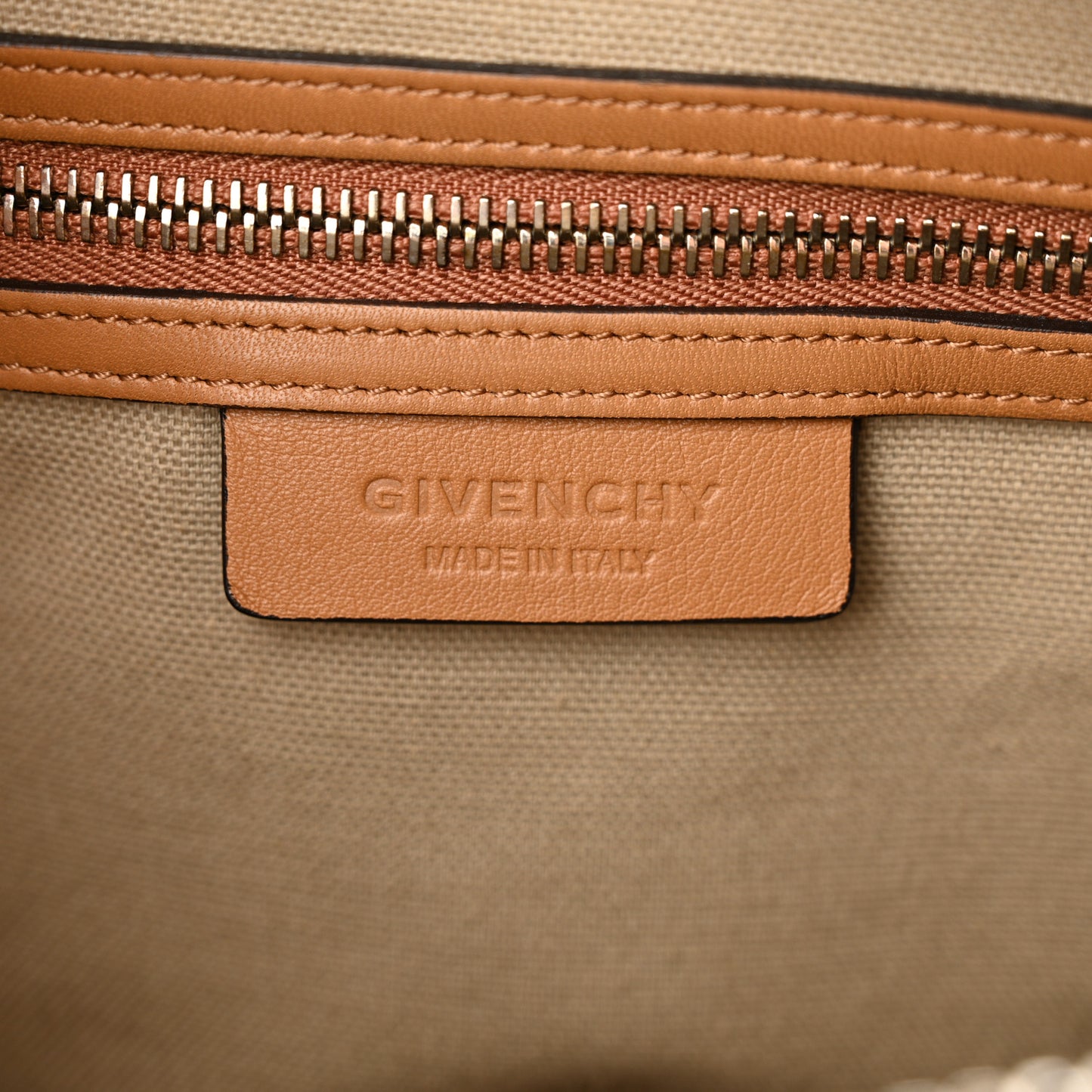 Antique Calfskin Medium Antigona Brown