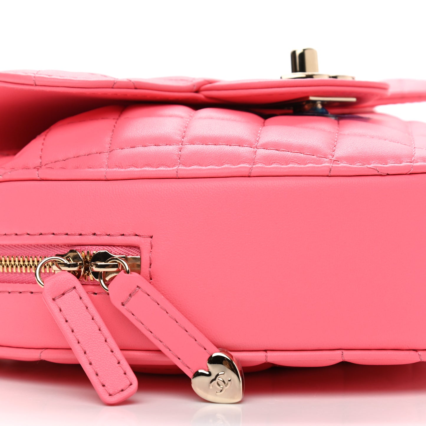 Lambskin Quilted CC In Love Heart Bag Pink