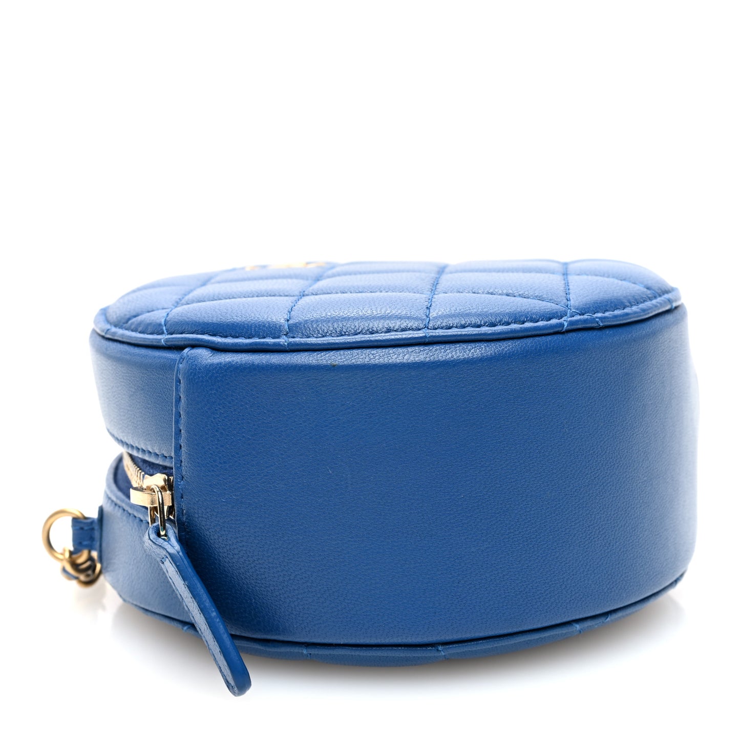 Lambskin Quilted Round Pearl Crush Clutch With Chain Blue