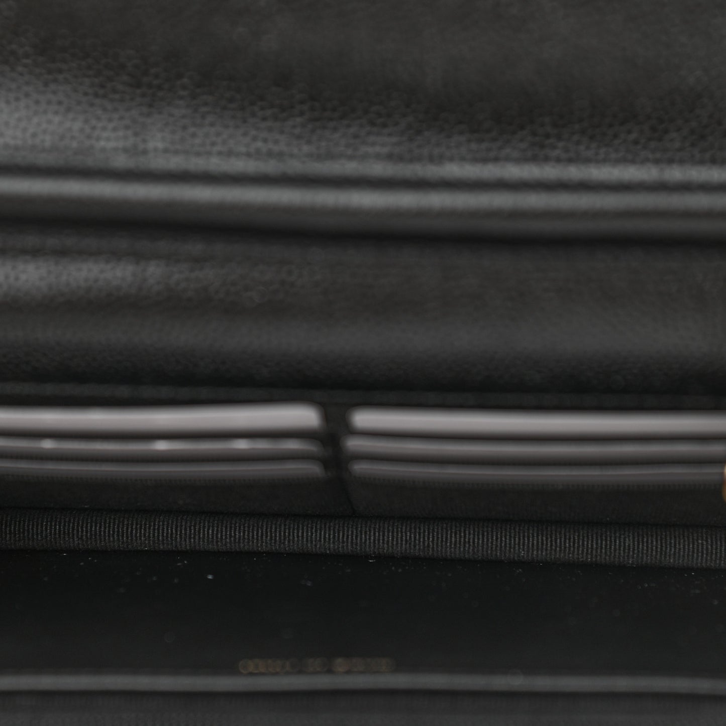 Caviar Quilted Multi Chain Wallet On Chain WOC Black