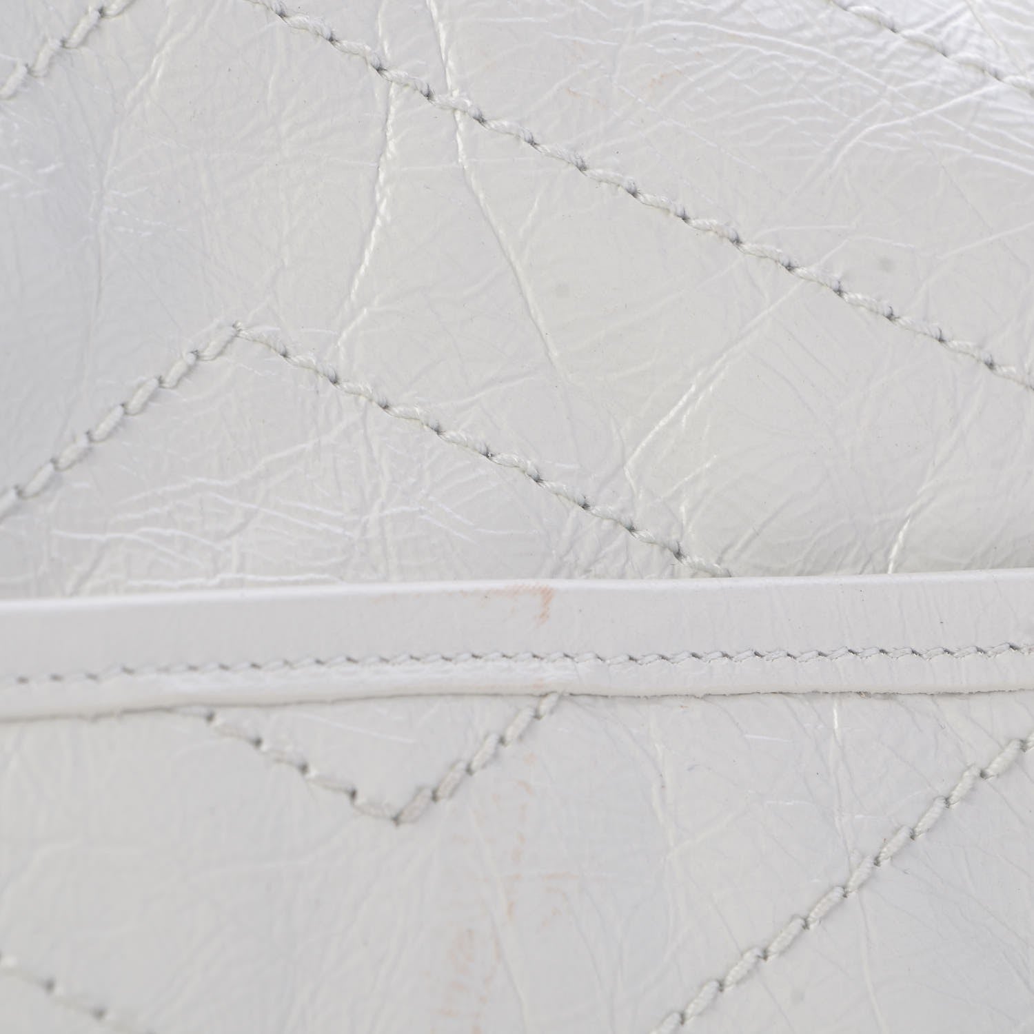 Saint Laurent Crinkled Calfskin Matelasse Monogram Medium Niki Chain Satchel Dirty White 10 of 11