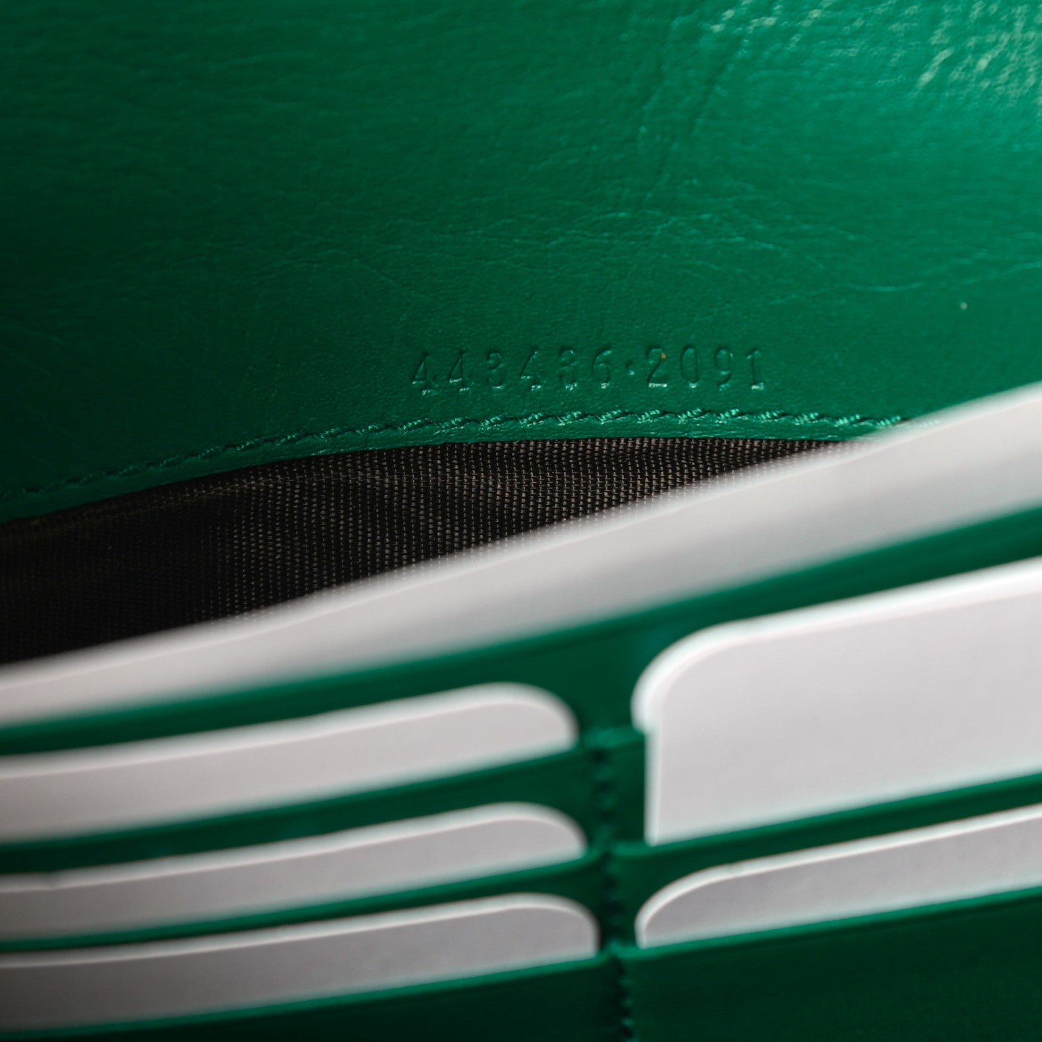 Gucci Calfskin Matelasse GG Marmont Continental Wallet Emerald Green 7 of 11