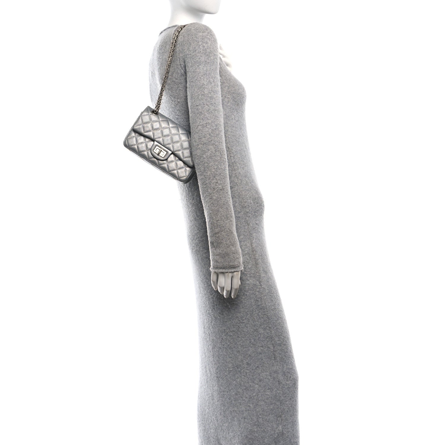 Chanel Metallic Grained Calfskin Quilted 2.55 Reissue Mini Flap Silver 2 of 13