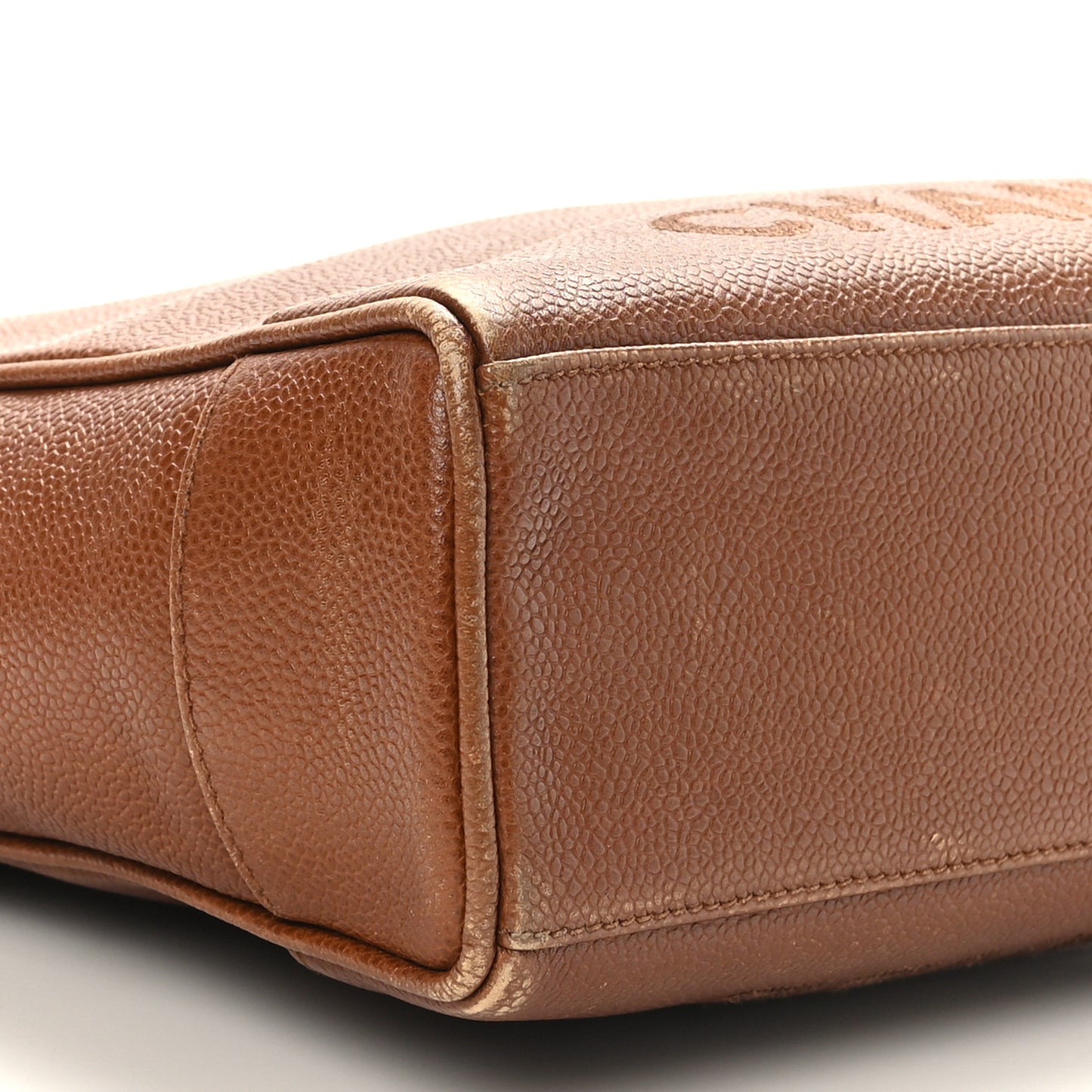 Caviar Shoulder Bag Brown