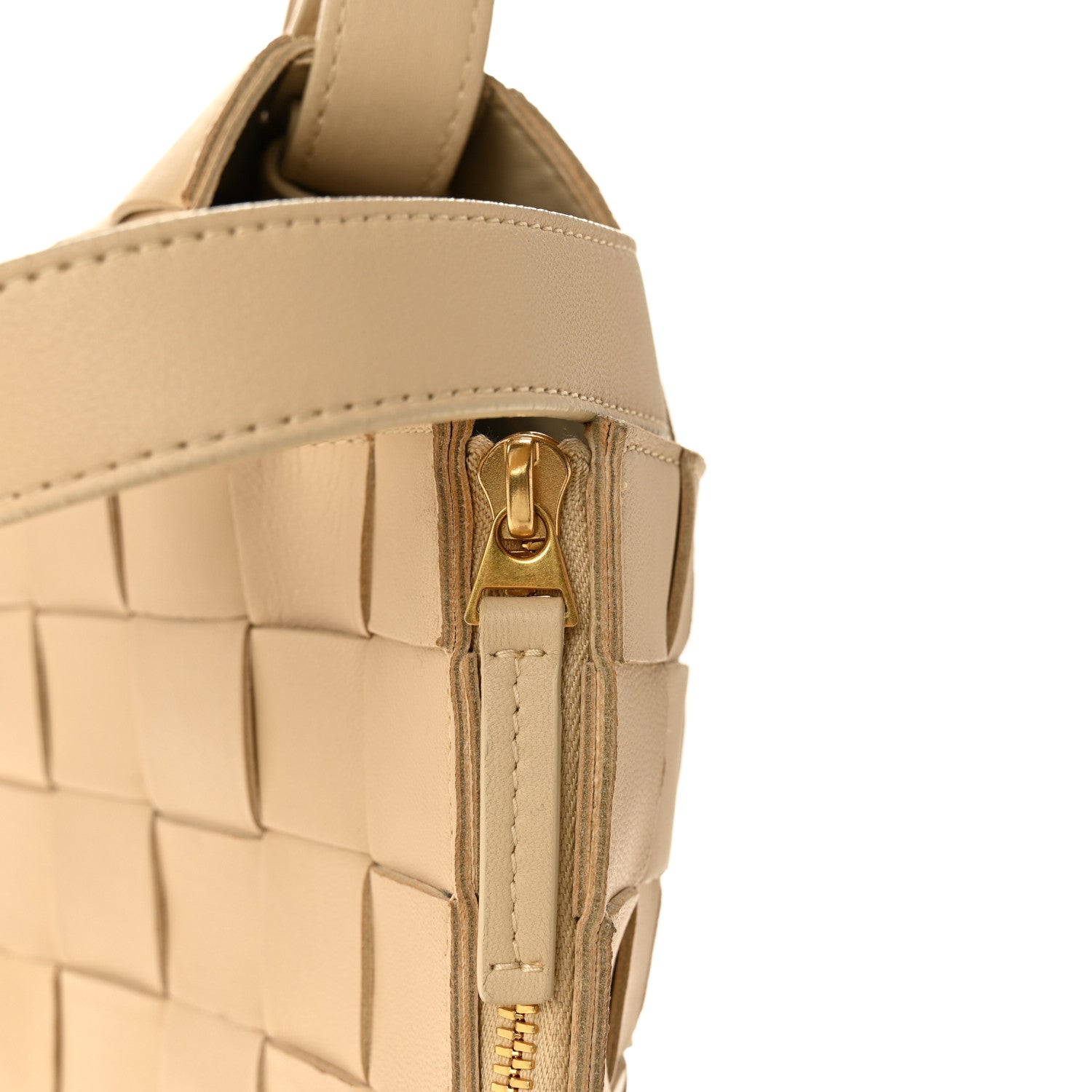 Bottega Veneta Lambskin Maxi Intrecciato Bowling Cassette Shoulder Bag Porridge 15 of 15