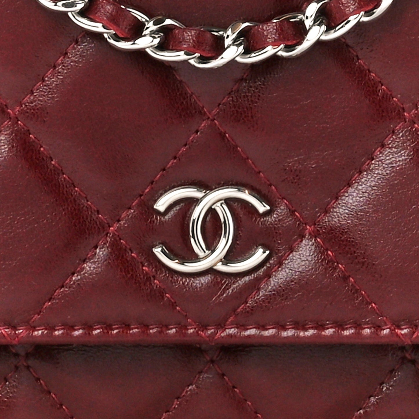 Lambskin Quilted Wallet On Chain WOC Burgundy