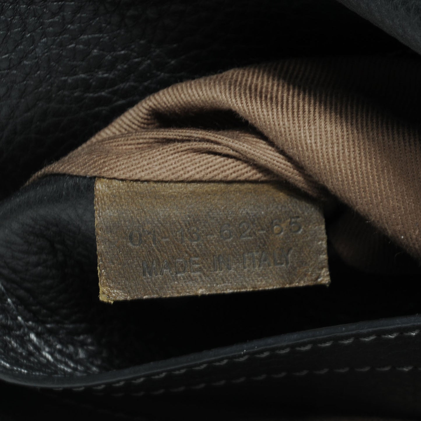 Calfskin Medium Marcie Round Crossbody Bag Black