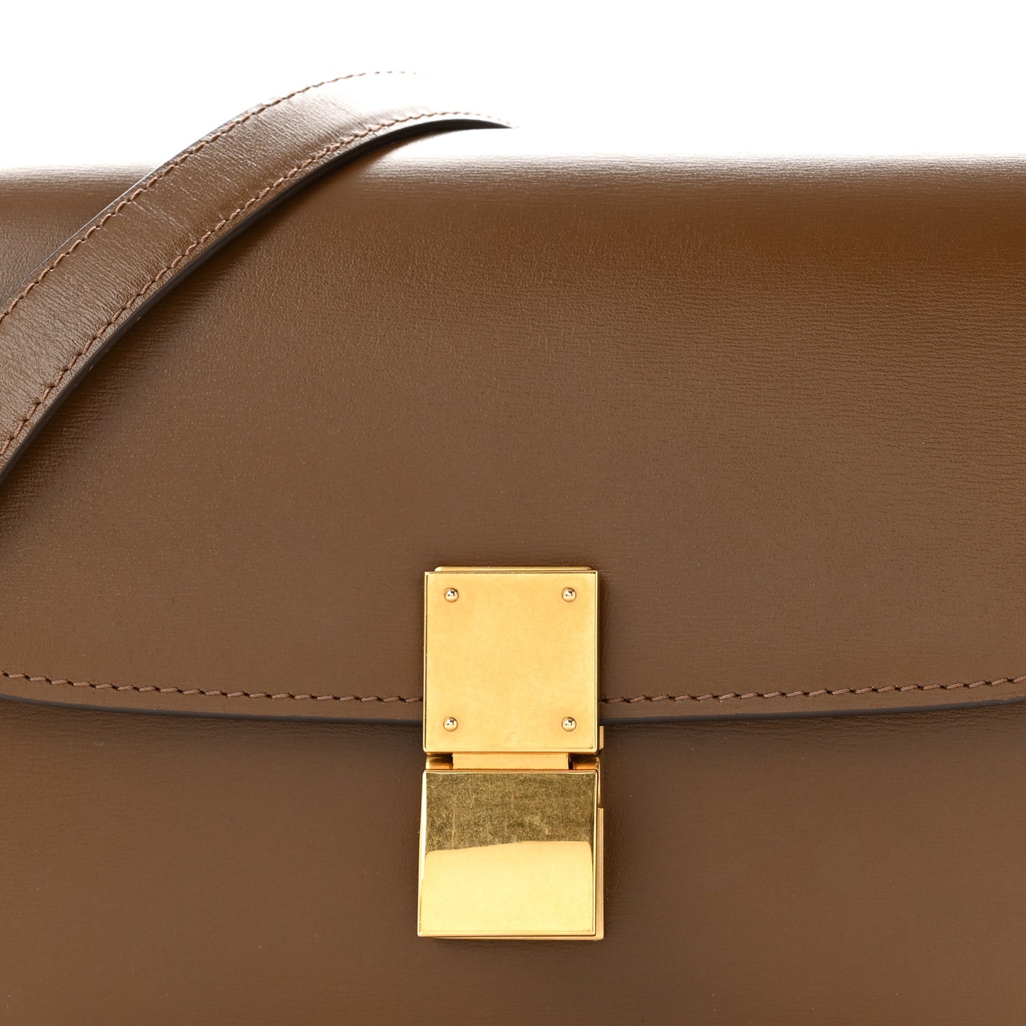Box Calfskin Teen Classic Box Flap Bag Camel
