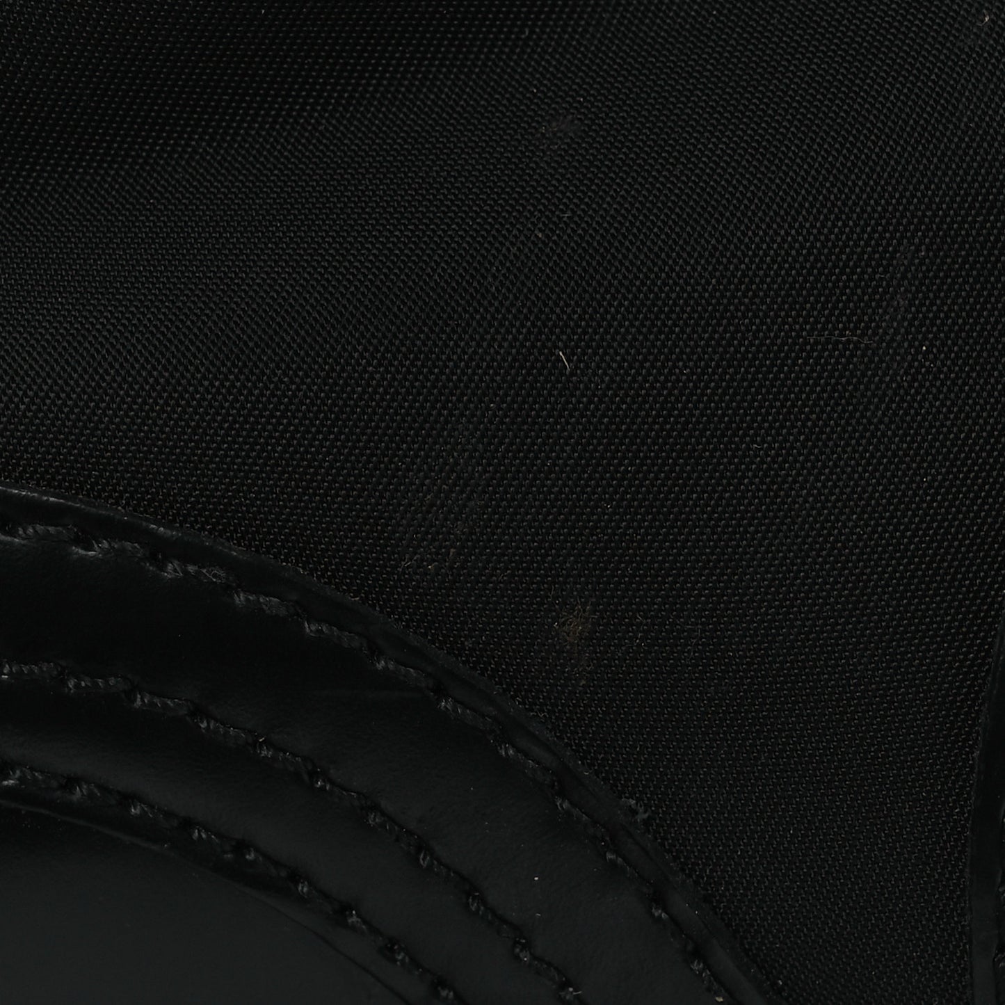 Spazzolato Rois Nylon Metal Triangle Logo Monolith Pouch Pocket 55mm Boots 39.5 Black
