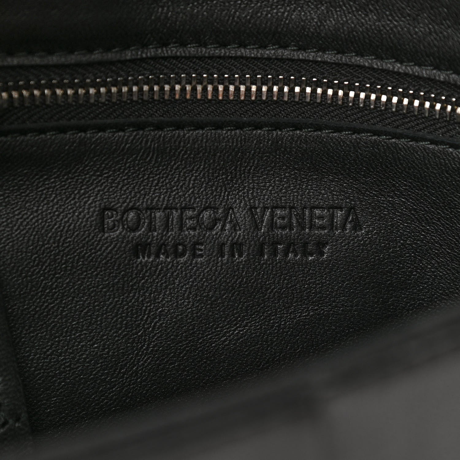 Bottega Veneta Lambskin Maxi Intrecciato Cassette Crossbody Bag Black 6 of 9