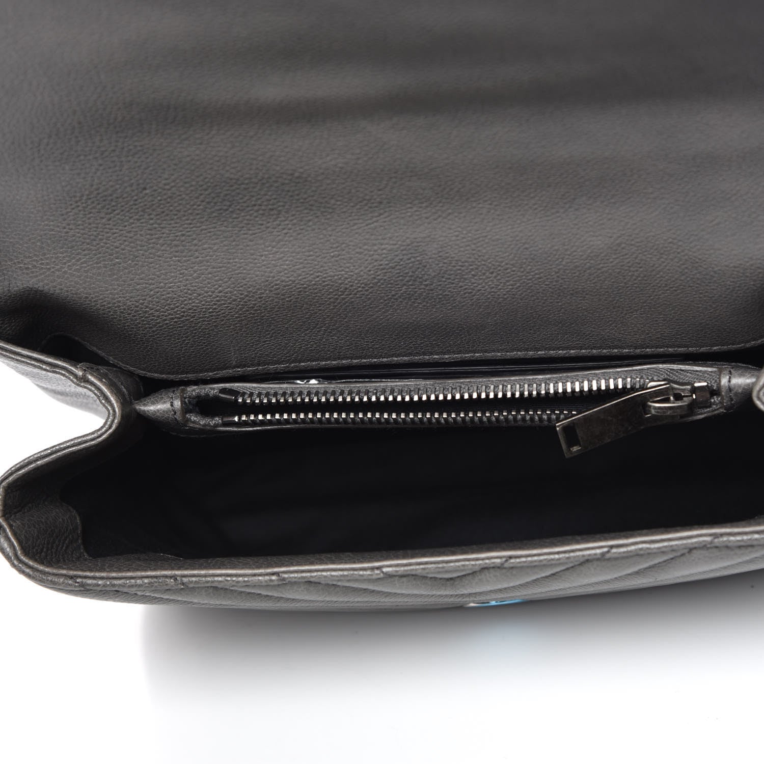 Saint Laurent Sheepskin Matelasse Chevron Monogram Medium College Bag Light Coal 8 of 10