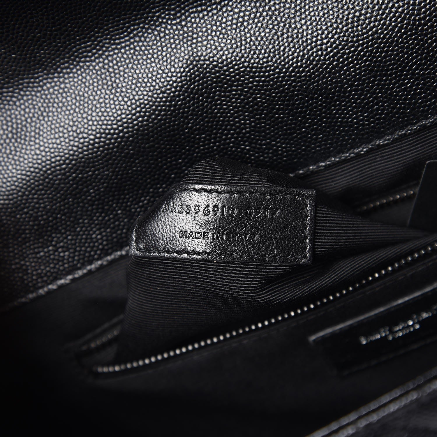 Saint Laurent Grain De Poudre Textured Mixed Matelasse Large Triquilt Monogram Monochrome Satchel Black 7 of 7