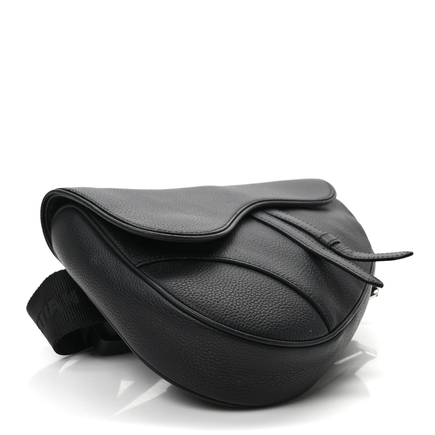 Grained Calfskin Mens Saddle Pouch Black