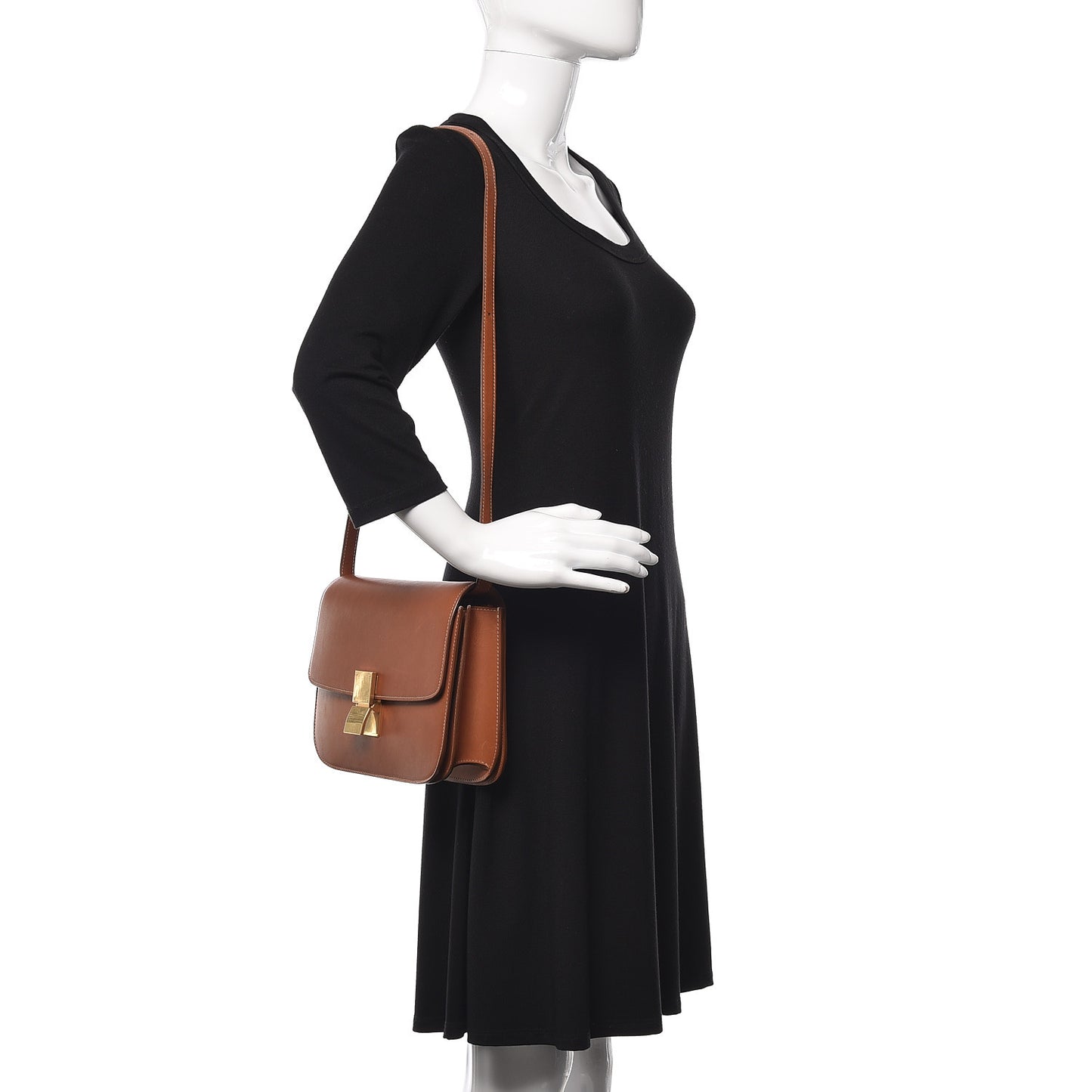 Smooth Calfskin Medium Classic Box Flap Bag Camel