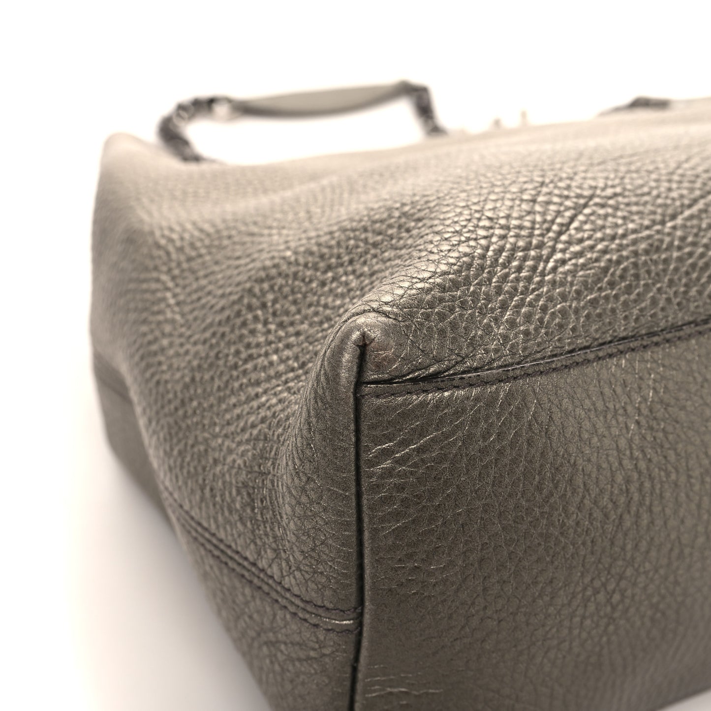 Metallic Pebbled Calfskin Medium Soho Chain Shoulder Bag Golden Beige