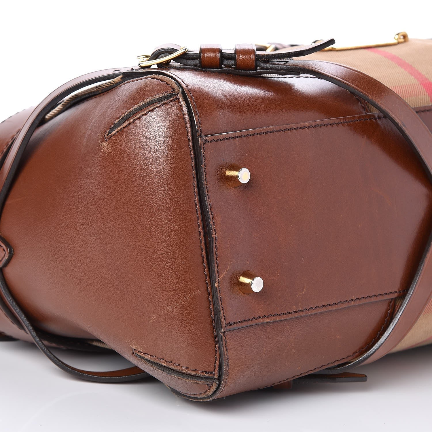 Burberry House Check Small Gladstone Dark Tan 9 of 13