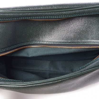 Louis Vuitton Taiga Reporter Messenger Epicea 5 of 9