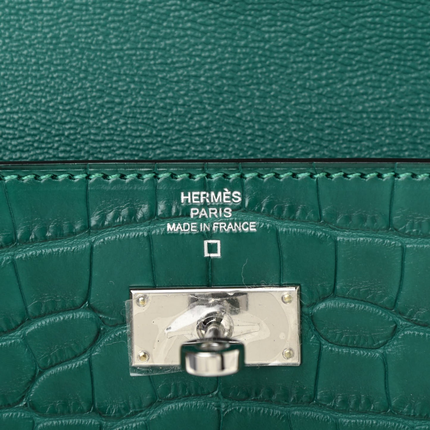Matte Alligator Kelly Longue Wallet Malachite