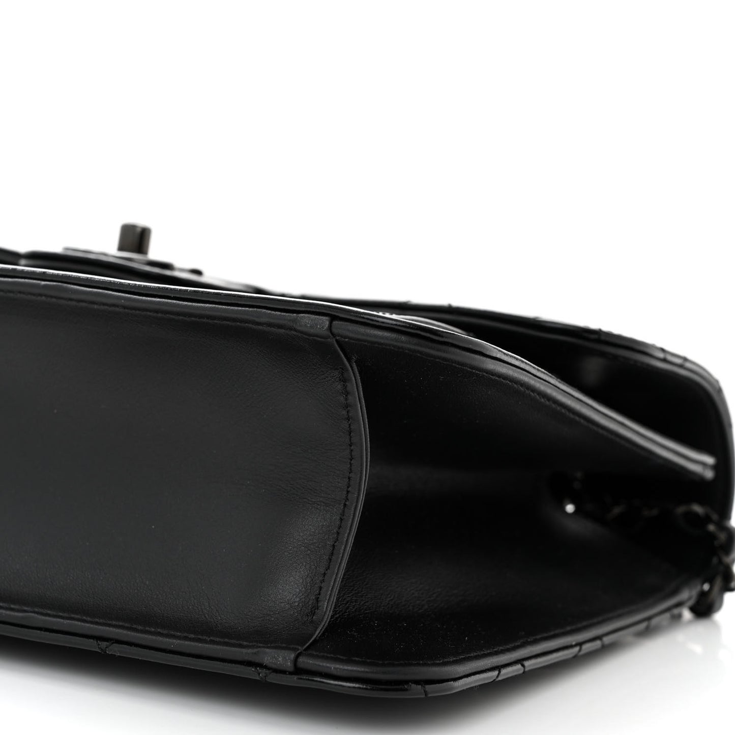 Shiny Crumpled Calfskin Quilted Large Double You Flap So Black