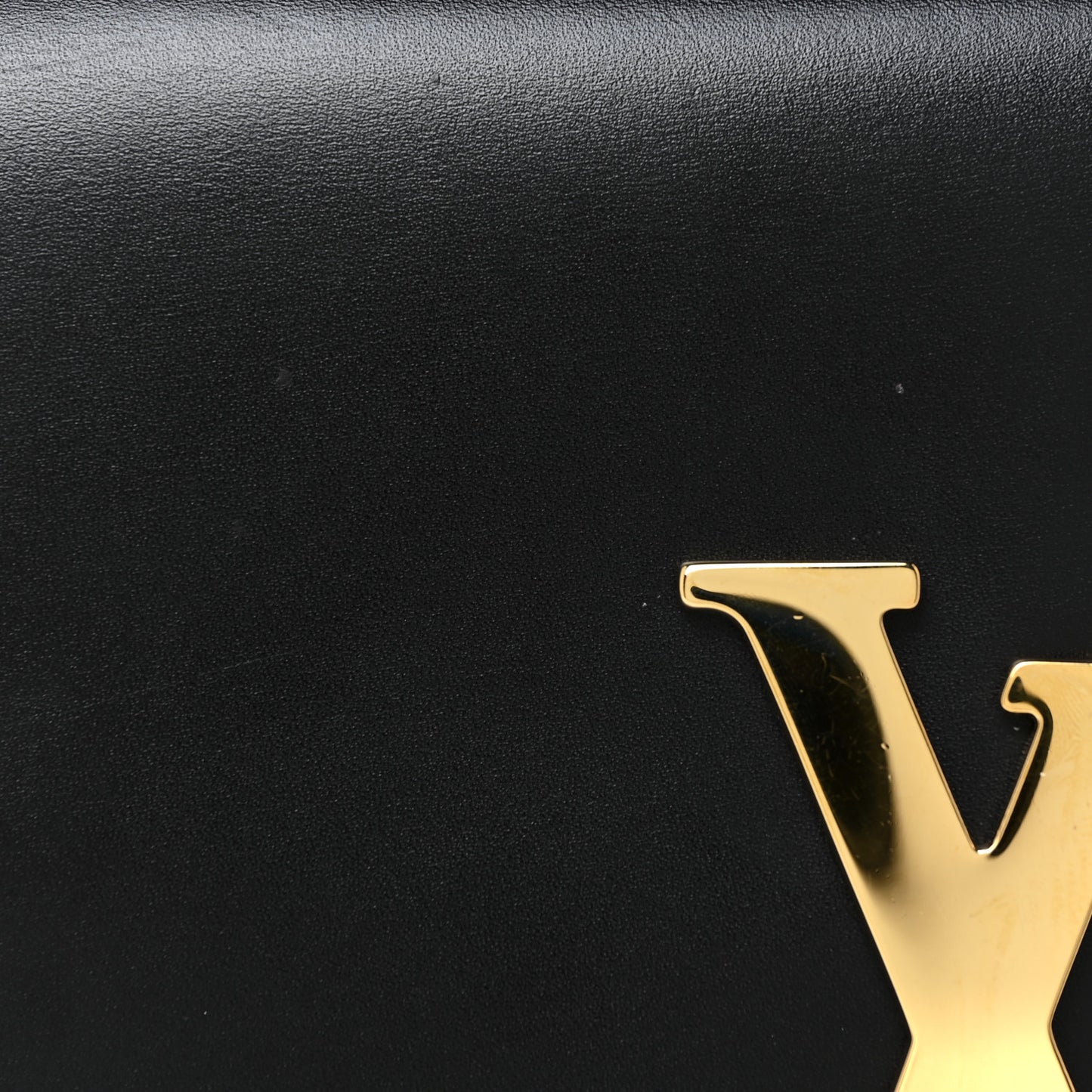 Calfskin Chain Louise MM Black