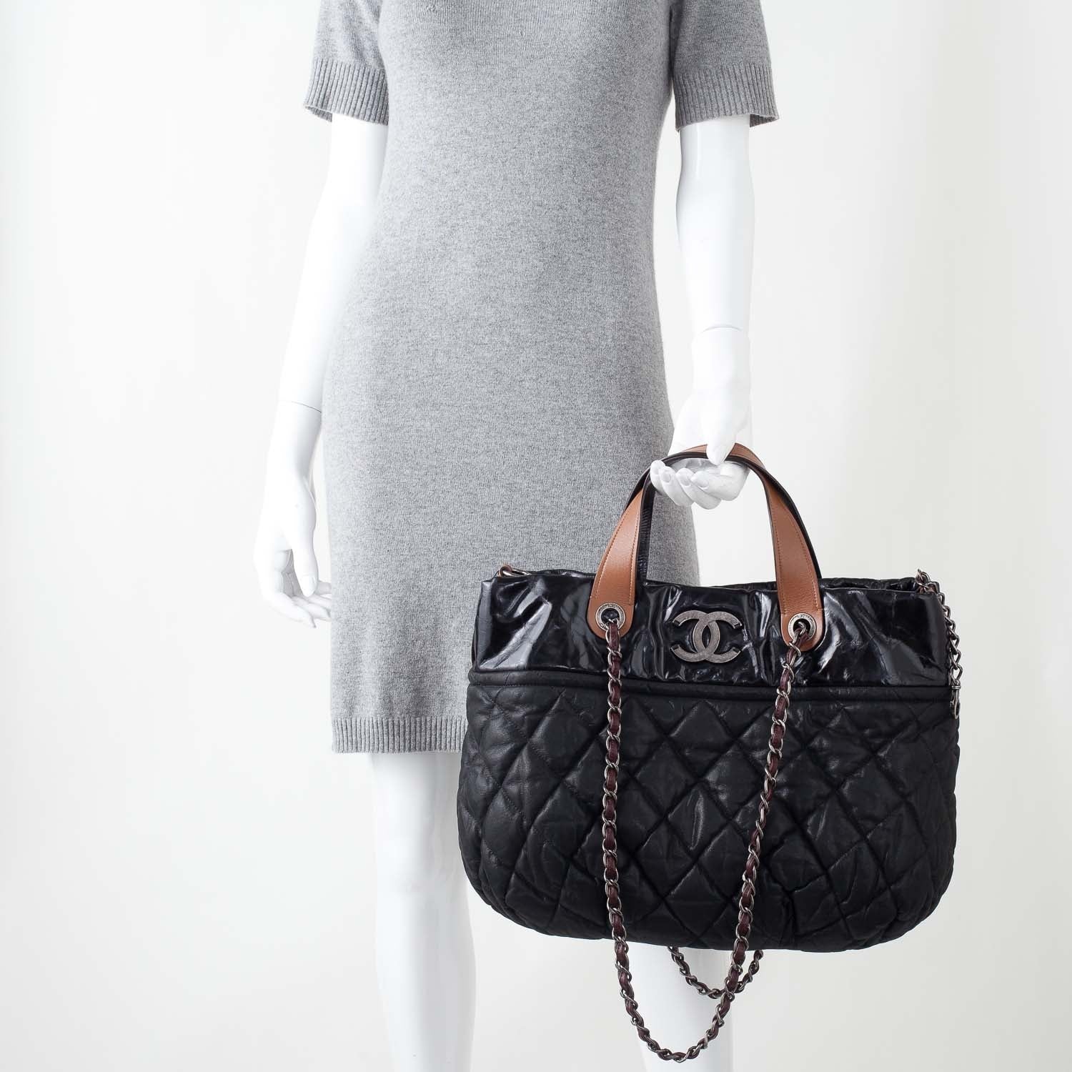 Chanel Iridescent Calfskin Small In The Mix Tote Navy 2 of 11