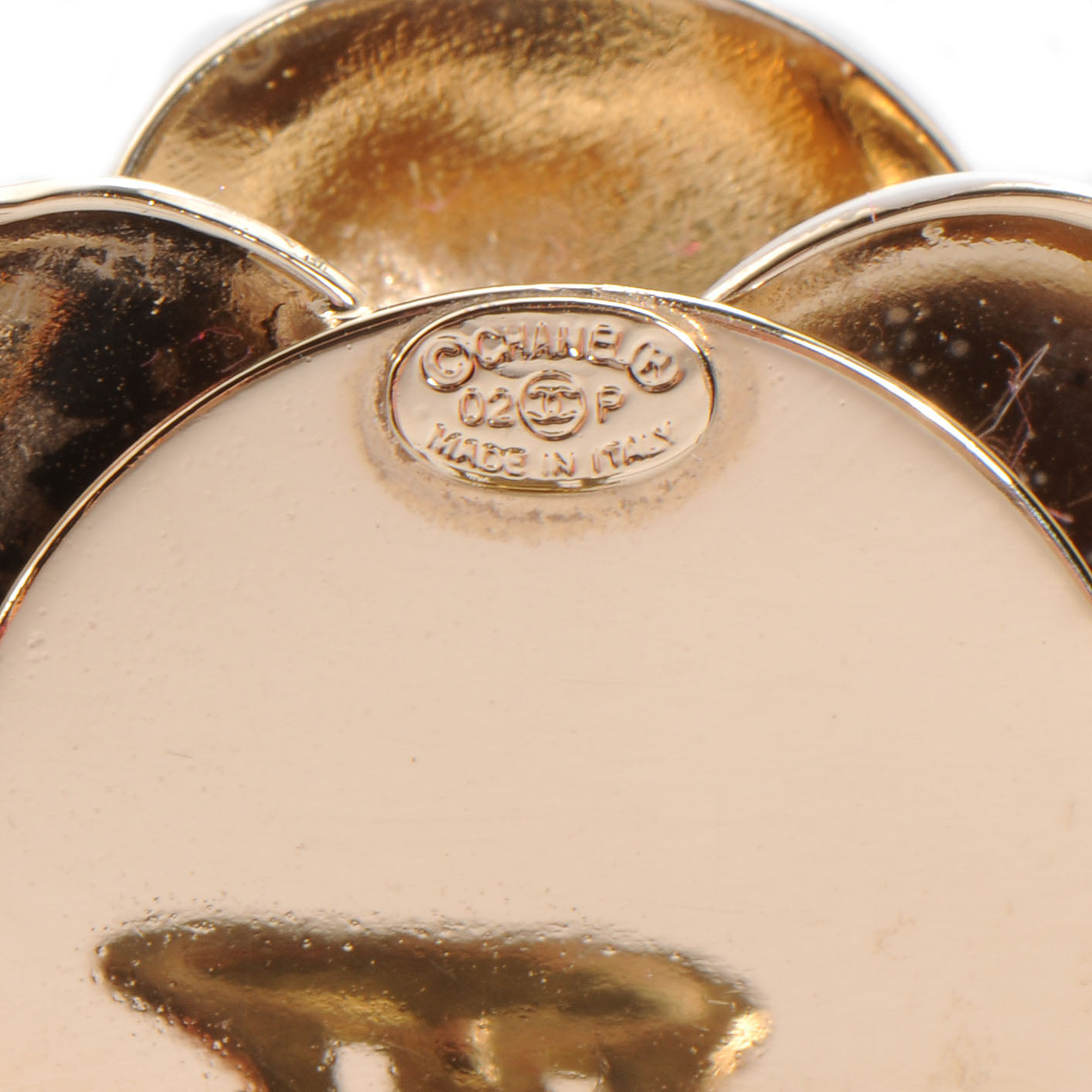 Chanel Enamel CC Camellia Clip On Earrings Beige 4 of 4