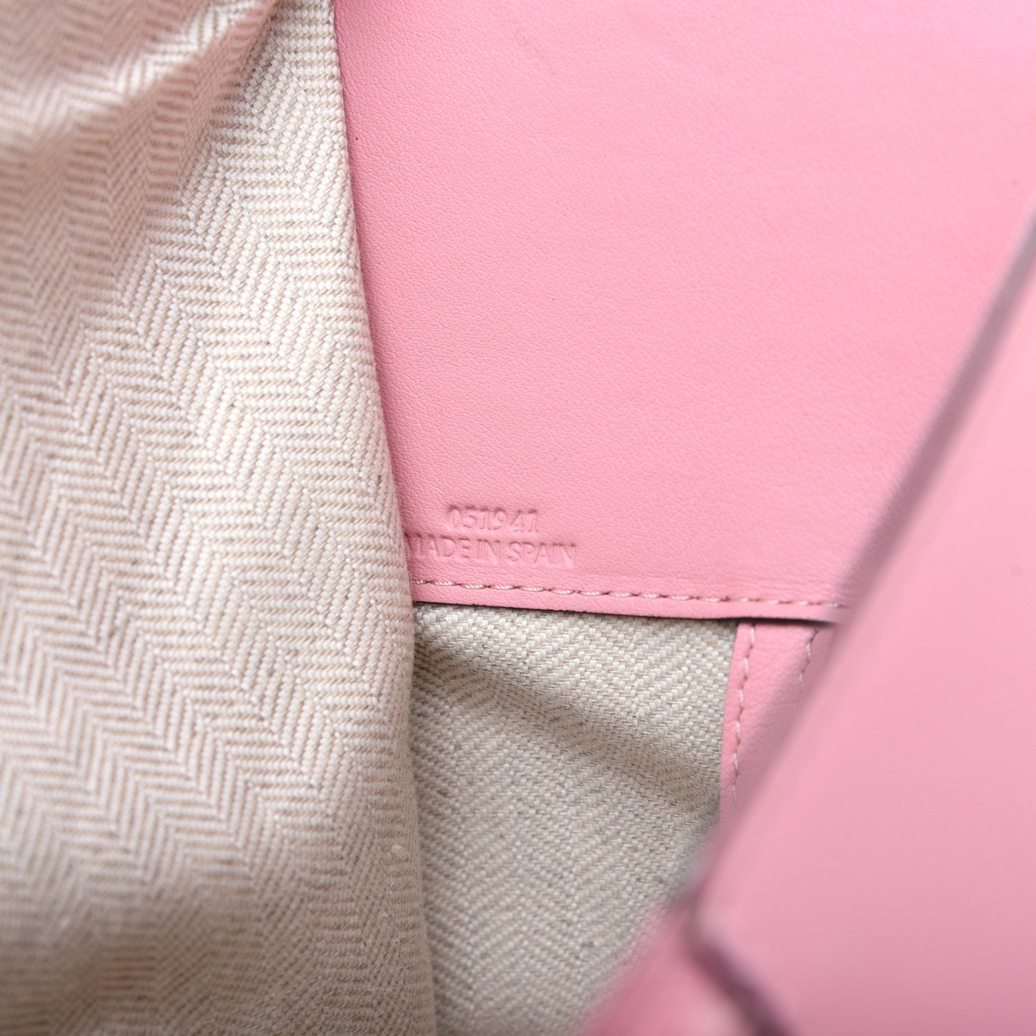 Loewe Calfskin Small Hammock Shoulder Bag Tan Pink Tan 12 of 19