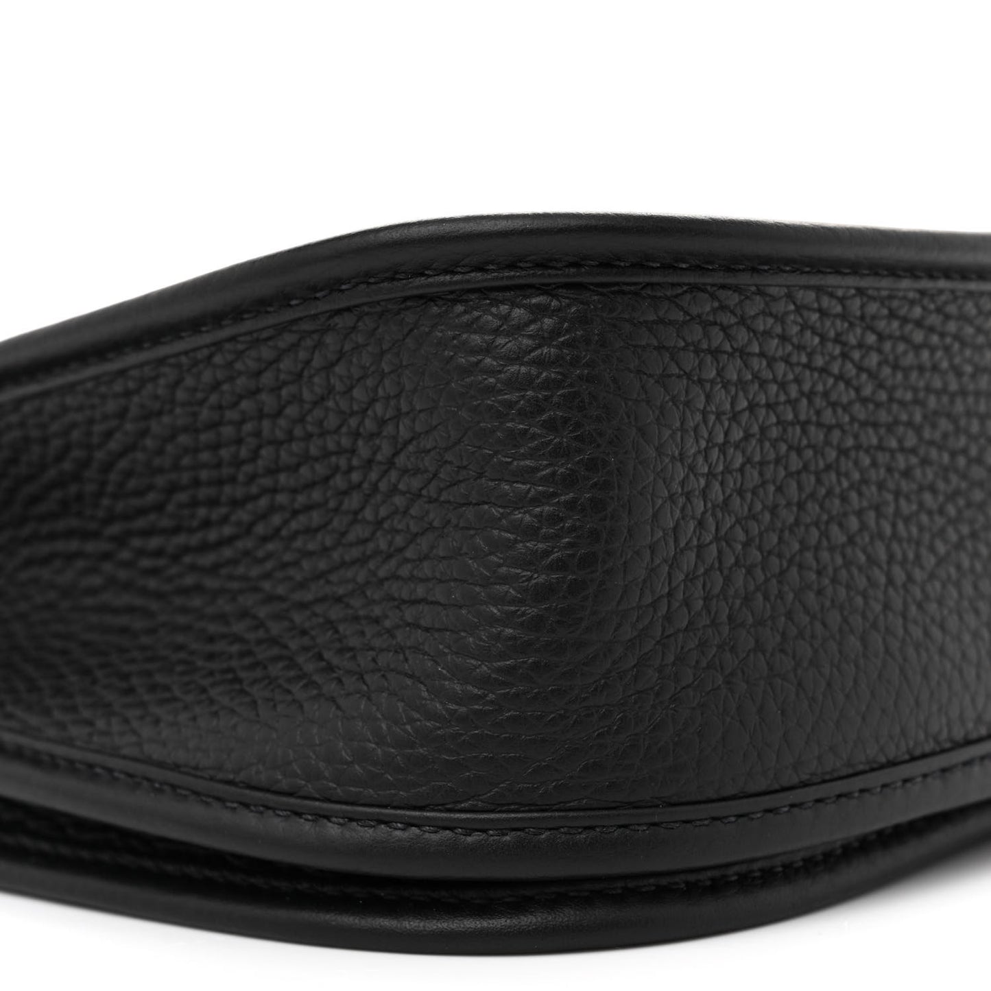 Taurillon Clemence Evelyne III PM Black