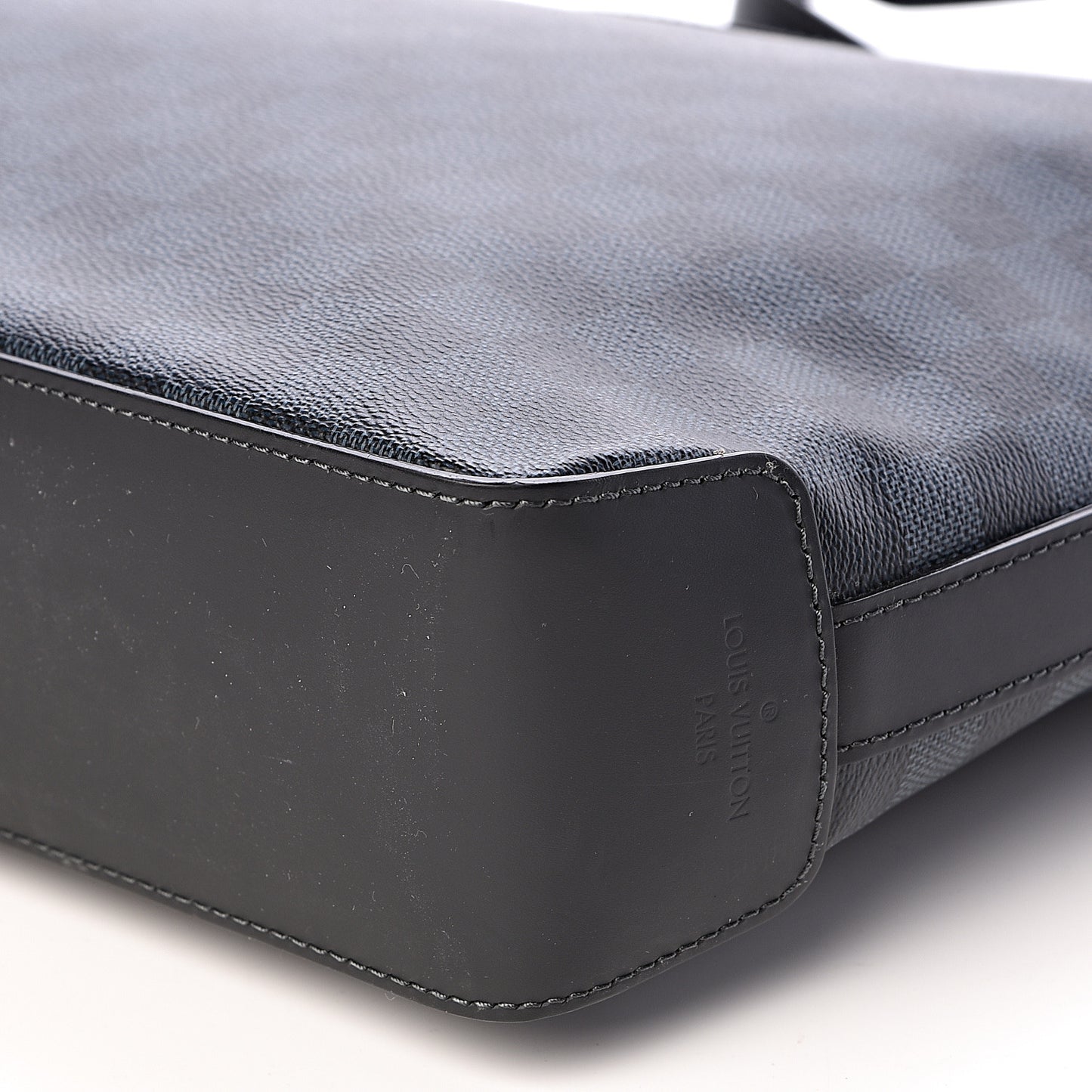 Damier Cobalt Greenwich Messenger
