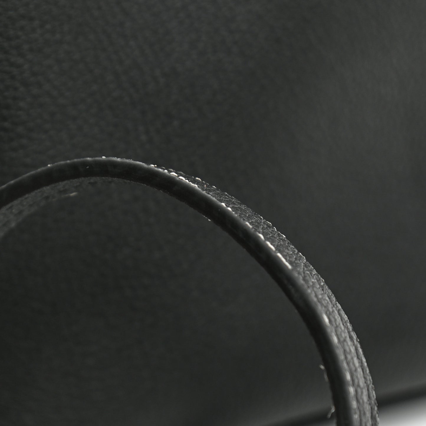 Calfskin Nano Lockme Bucket Black