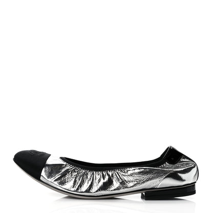 Chanel Metallic Laminated Goatskin Patent Grosgrain CC Elastic Cap Toe Ballerina Flats 35.5 Silver Black 1 of 9