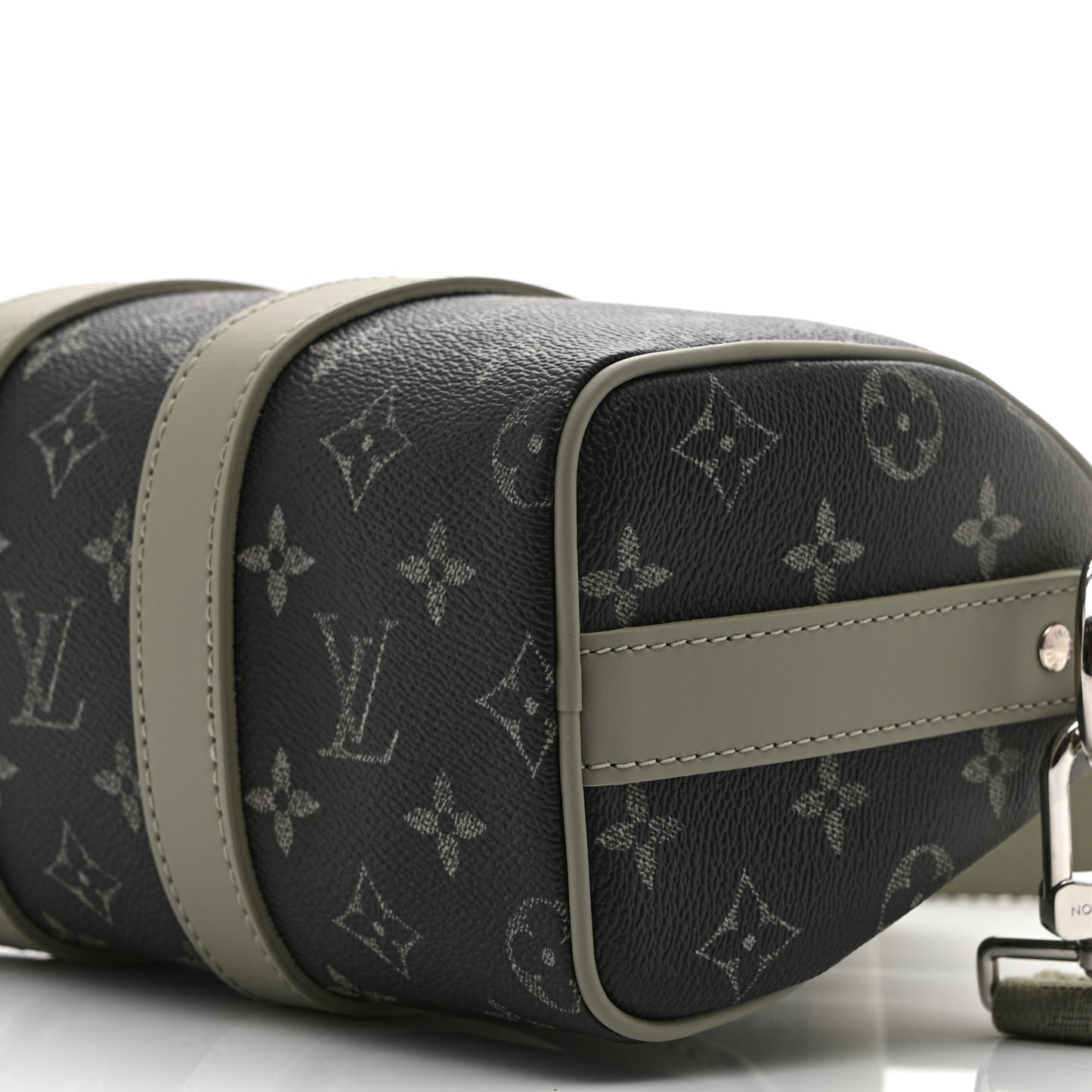 Monogram Gradient Keepall Bandouliere 25 Khaki